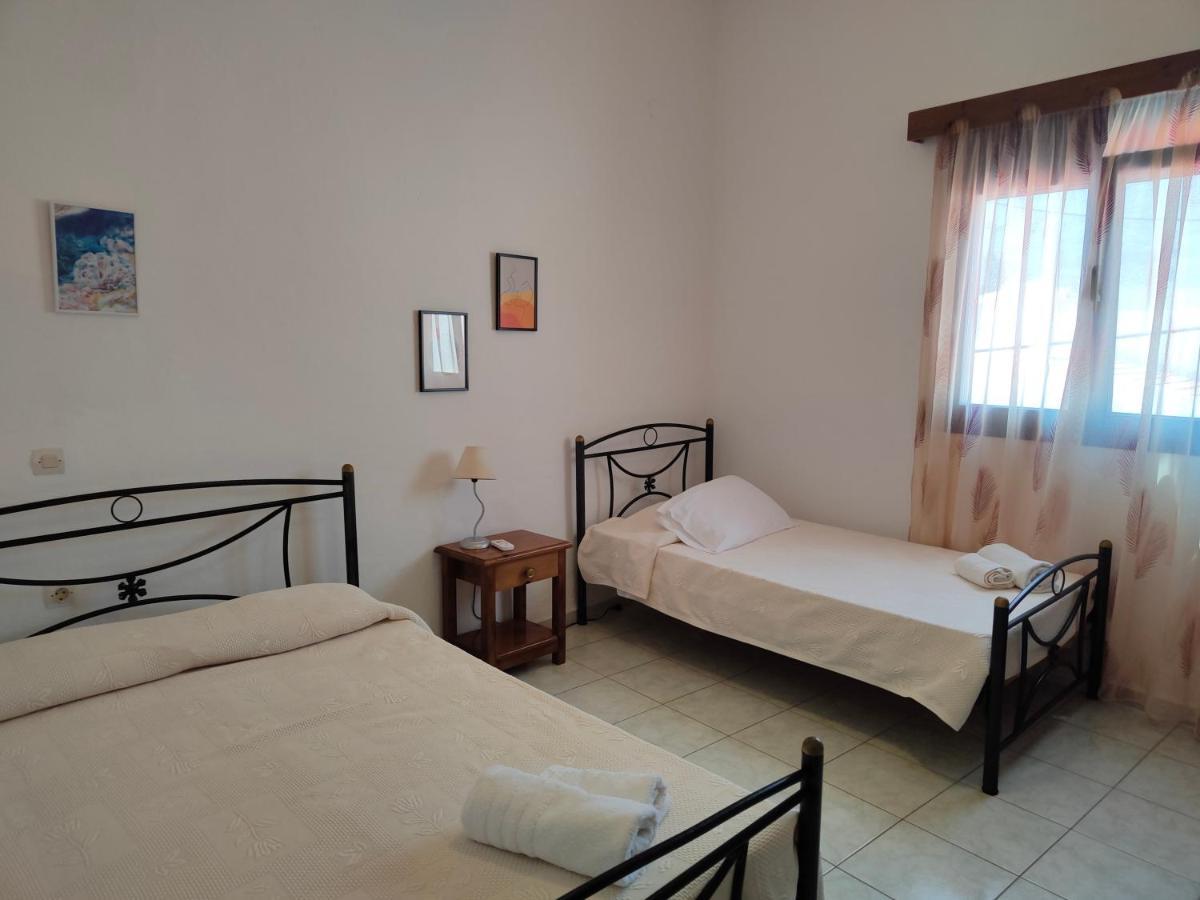 Fotini & Dimitrios Hotel Frý Екстериор снимка