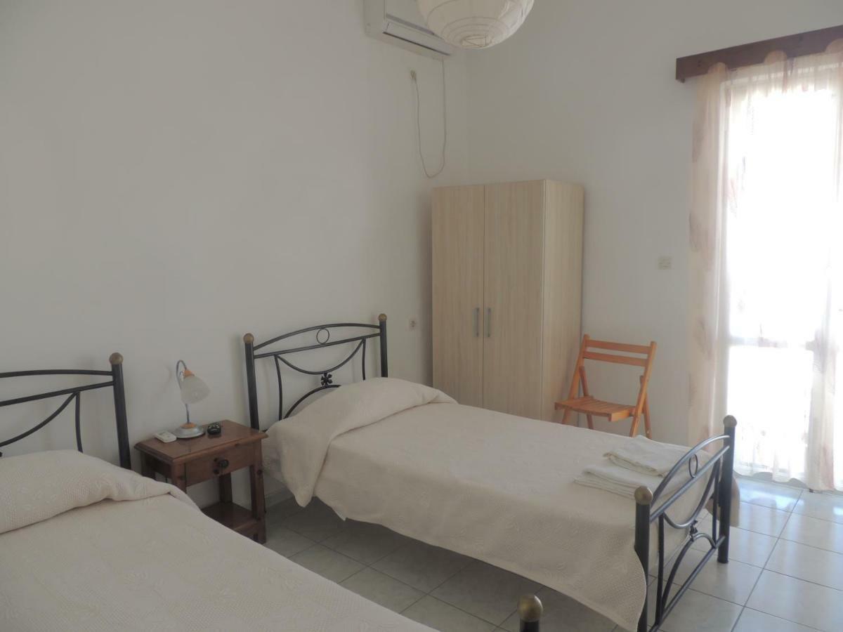 Fotini & Dimitrios Hotel Frý Екстериор снимка