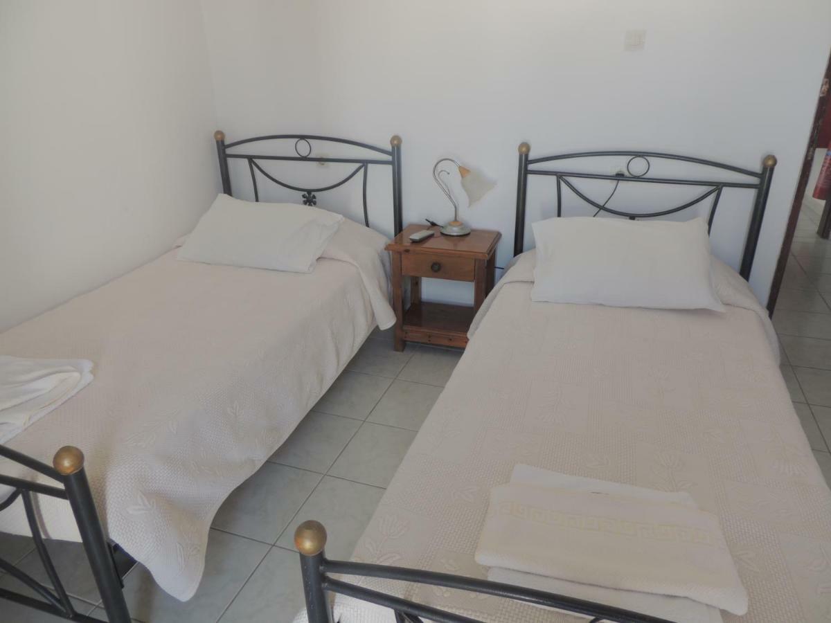 Fotini & Dimitrios Hotel Frý Екстериор снимка